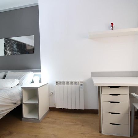 Apartamento Centro De ซานตานเดร์ ภายนอก รูปภาพ