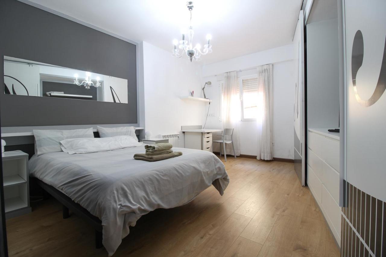 Apartamento Centro De ซานตานเดร์ ภายนอก รูปภาพ